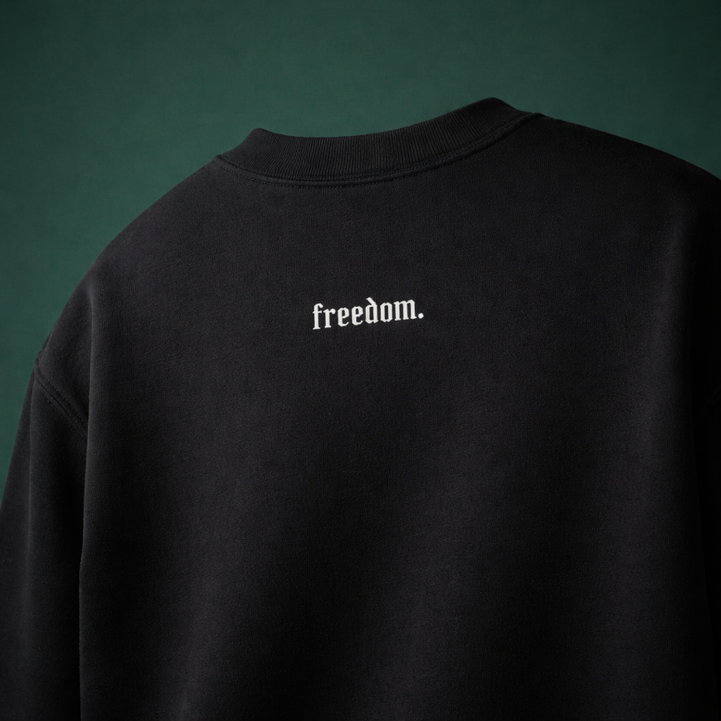 'STRAWHAT' Embroidered Unisex Sweatshirt