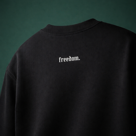 'STRAWHAT' Embroidered Unisex Sweatshirt